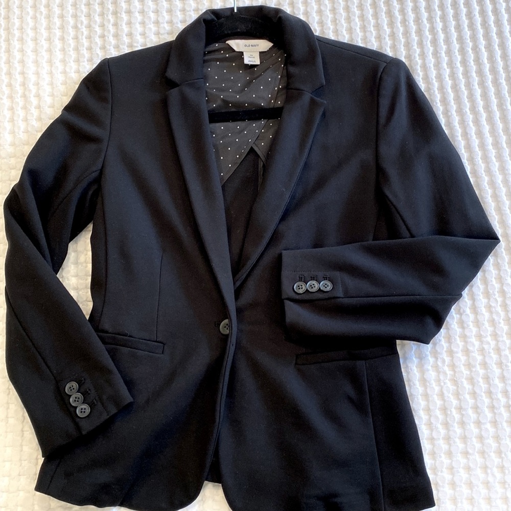 One-button blazer in excellent condition